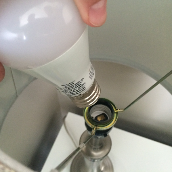 IQ-IQ-Lightbulb-Lifestyle-1-MEDIUM