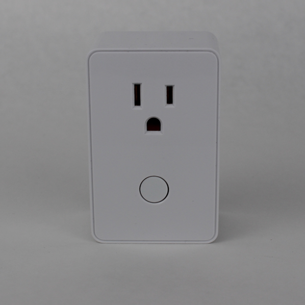 Qolsys-IQ-Outlet-Clean-1-MEDIUM